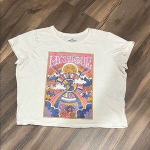 Hollister Cream Tee with Mystical Graphic